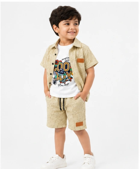Boys 3 Piece Summer Outfit Set | Textured Shirt + Printed T-Shirt + Shorts - الصورة 4